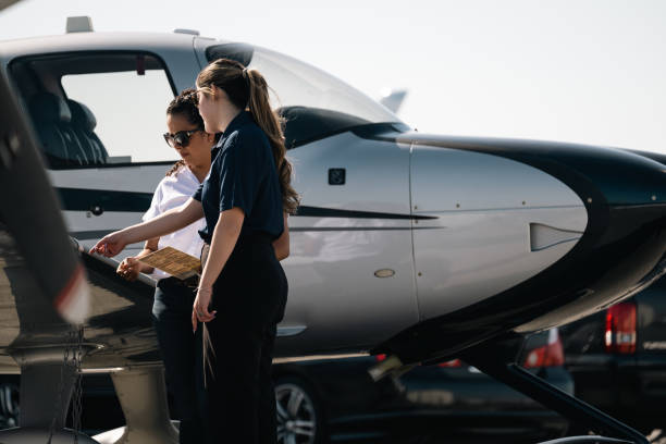 expert-consultant-img1